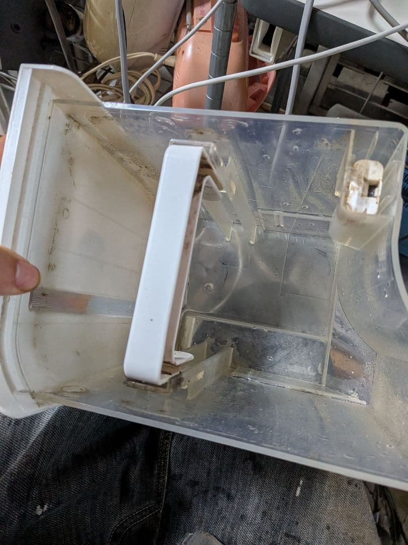 SHARP 除湿機 CV-L180-W （2020年製）