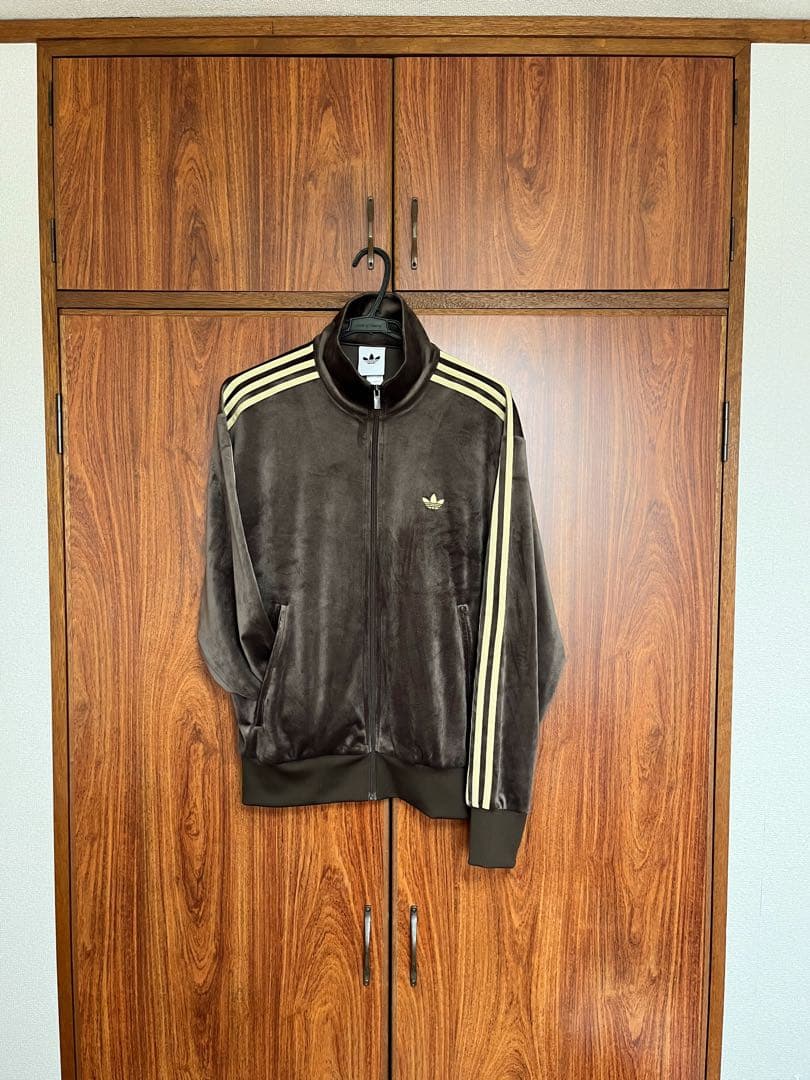 adidas アディダス　ファイヤーバード トラックトップ ベロア