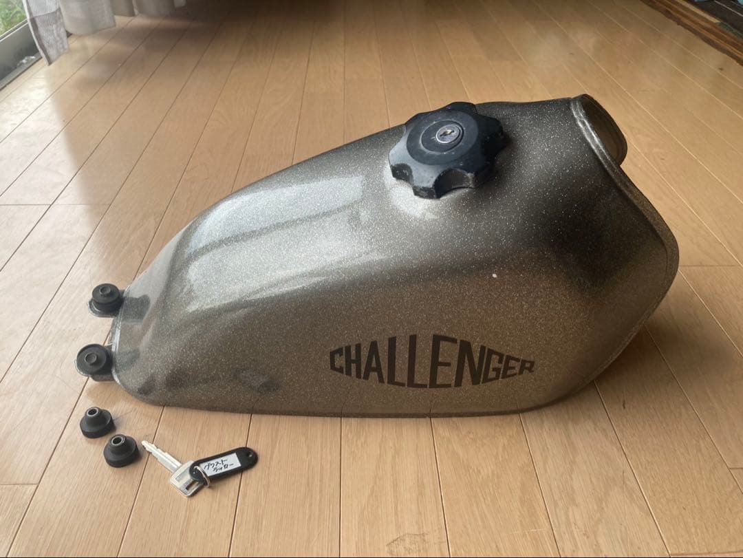 グラストラッカー　純正タンク　ラメ塗装　NJ47A