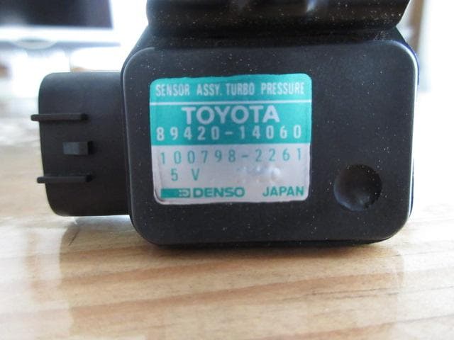 T 実動外し JZA70 ターボプレッシャーセンサー