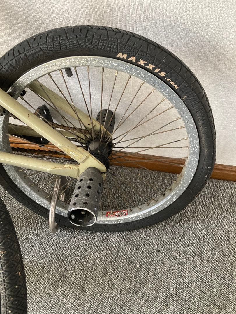 【現地引き取り限定】 wethepeople BMX 20インチ 難あり