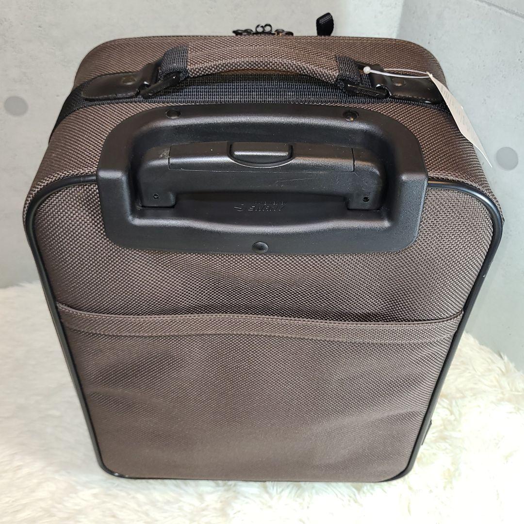 新品タグ付き【SWANY】スワニー　キャリーバック　四輪機内持込み可