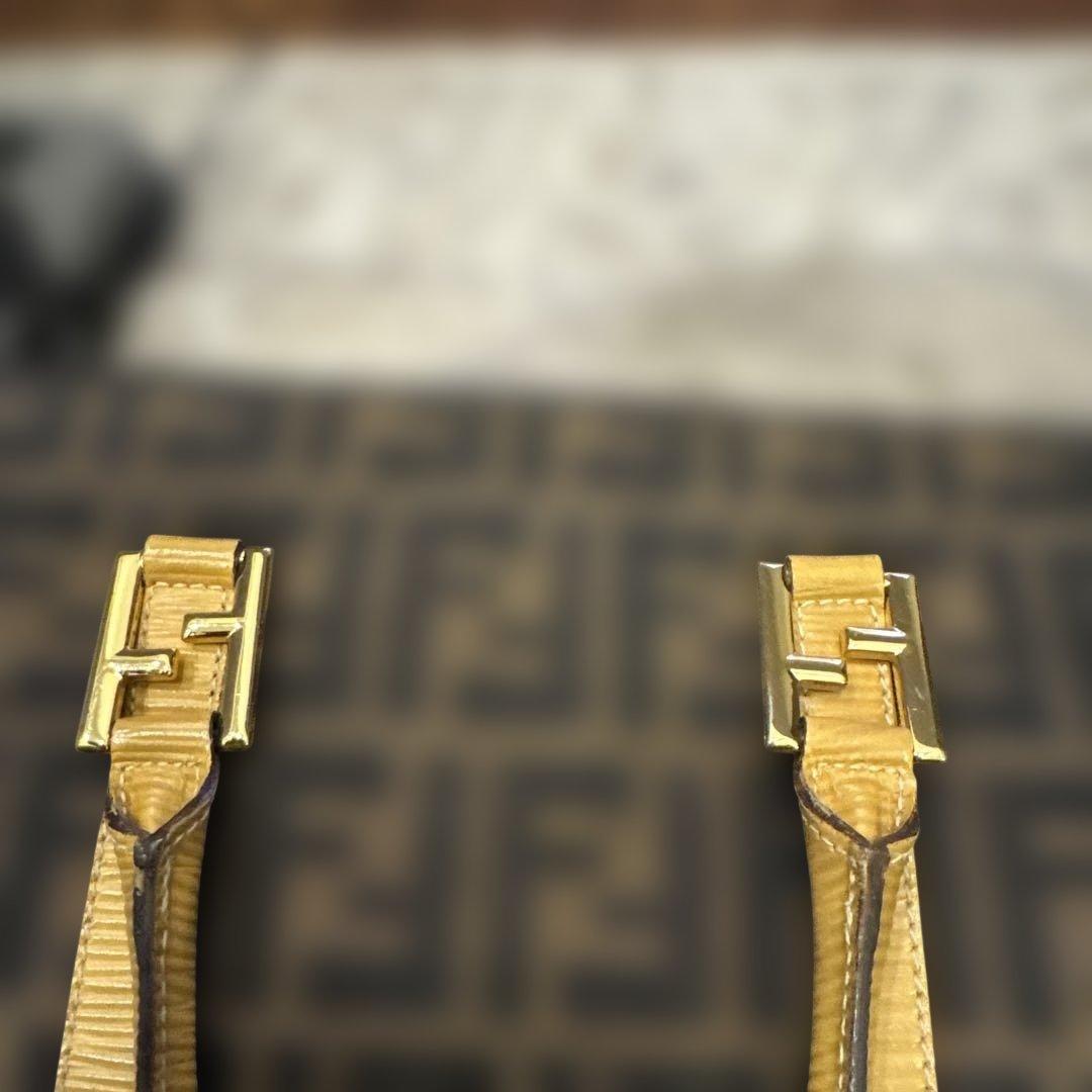 Fendi ロゴ トートバッグ ブラウン/ブラック