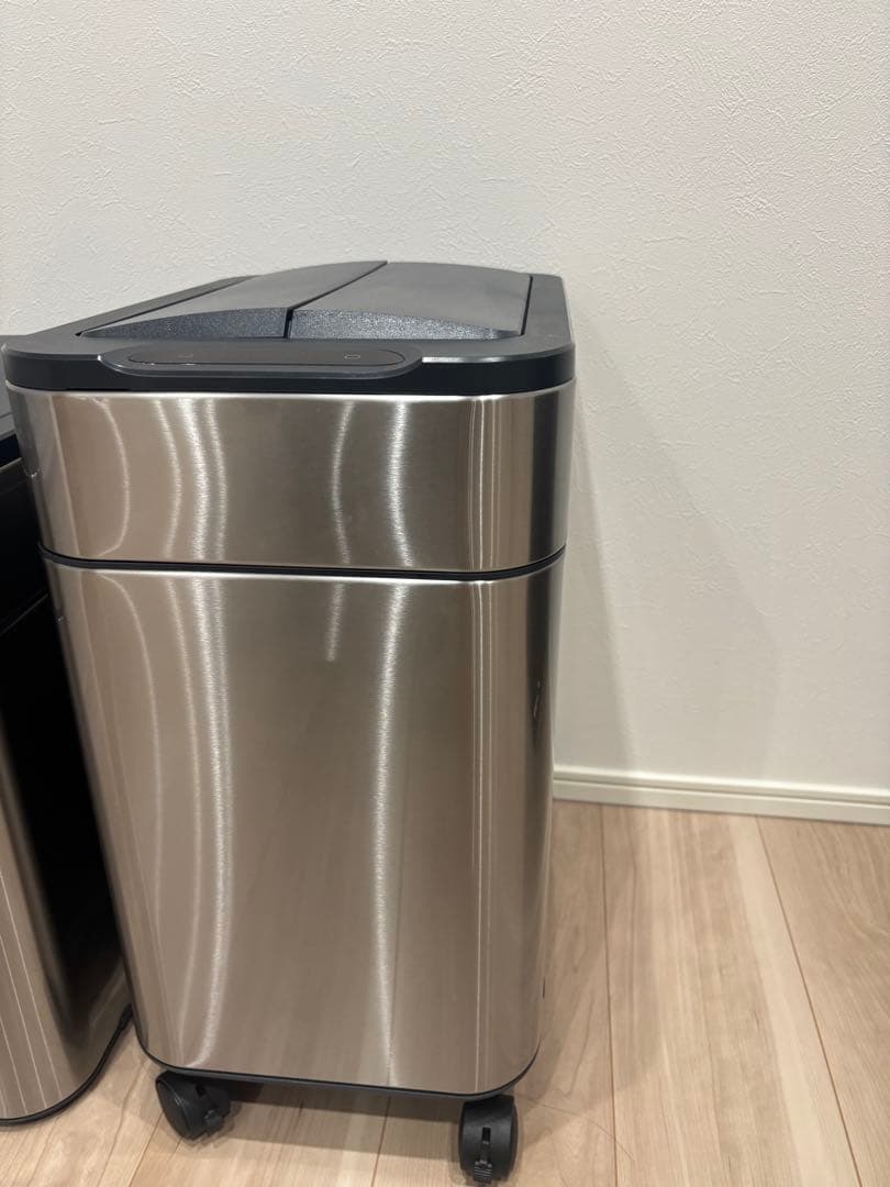 【美品】40L 自動開閉式ゴミ箱シルバー　センサー式ステンレスゴミ箱　2個セット