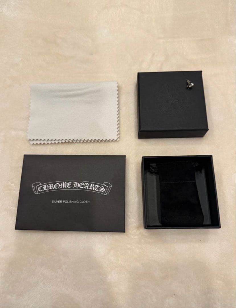 確実正規品 クロムハーツ スカル　ピアス　フォティ