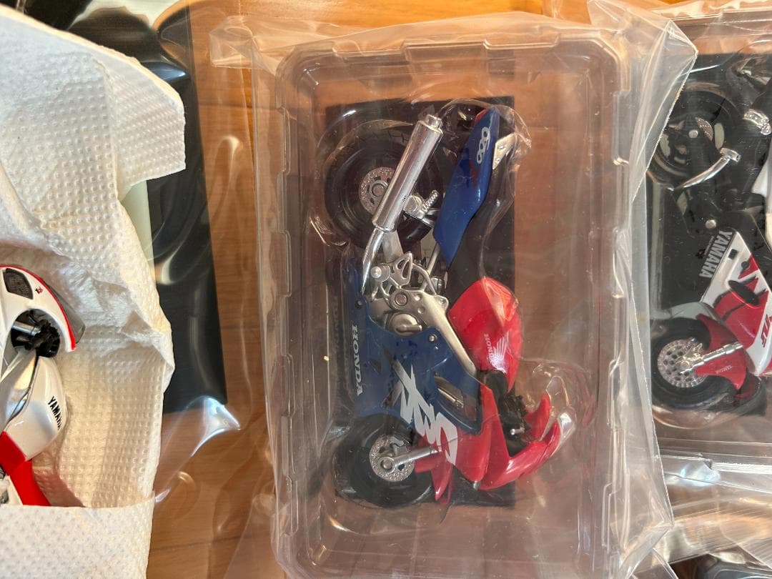 デアゴスティーニ　モトコレクション　45台ダイキャストモデル　資料付