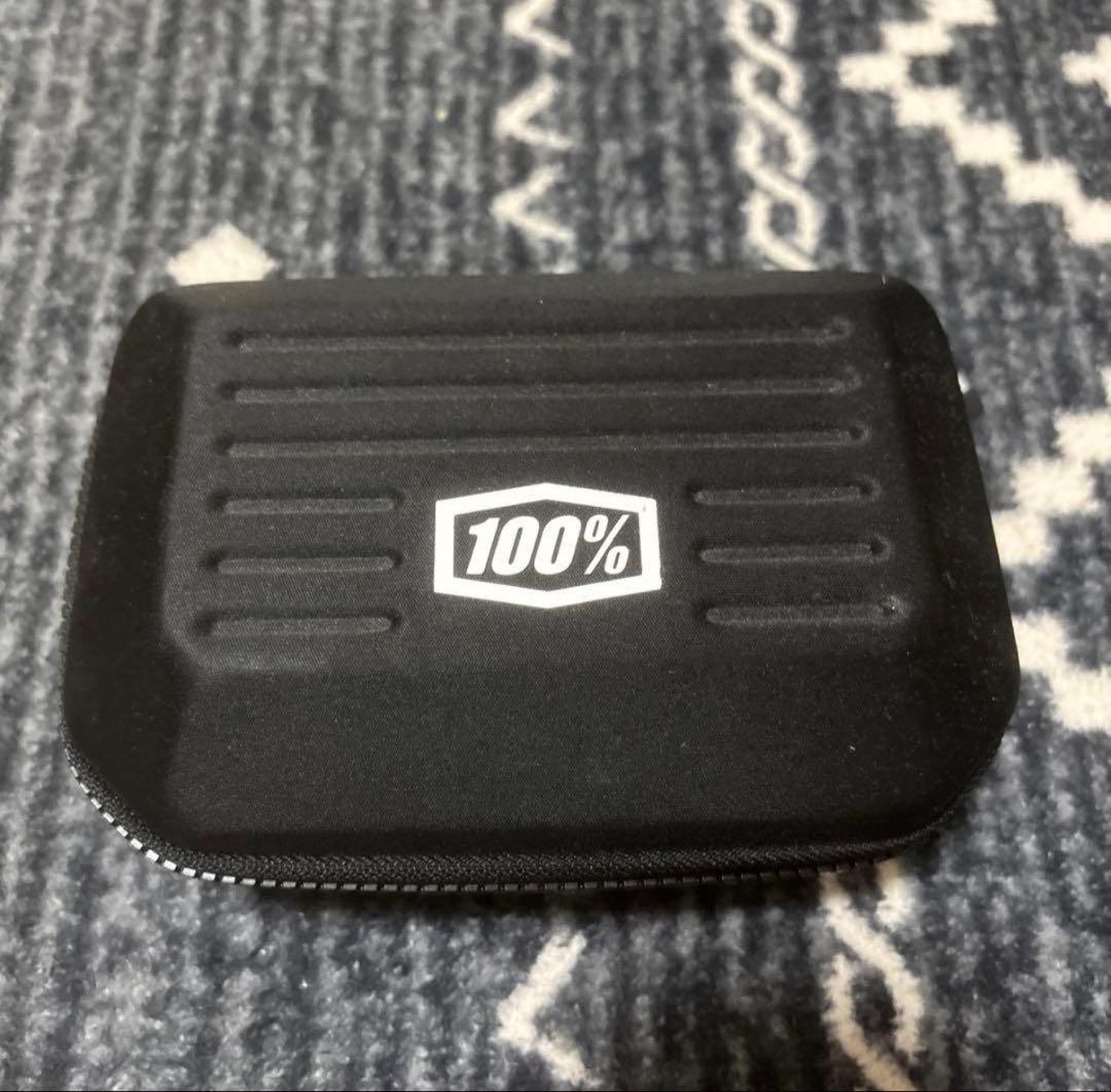 100%スポーツサングラス 青色ミラー レンズ ケース付き