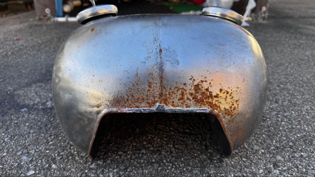 スティード400 タンク　無塗装