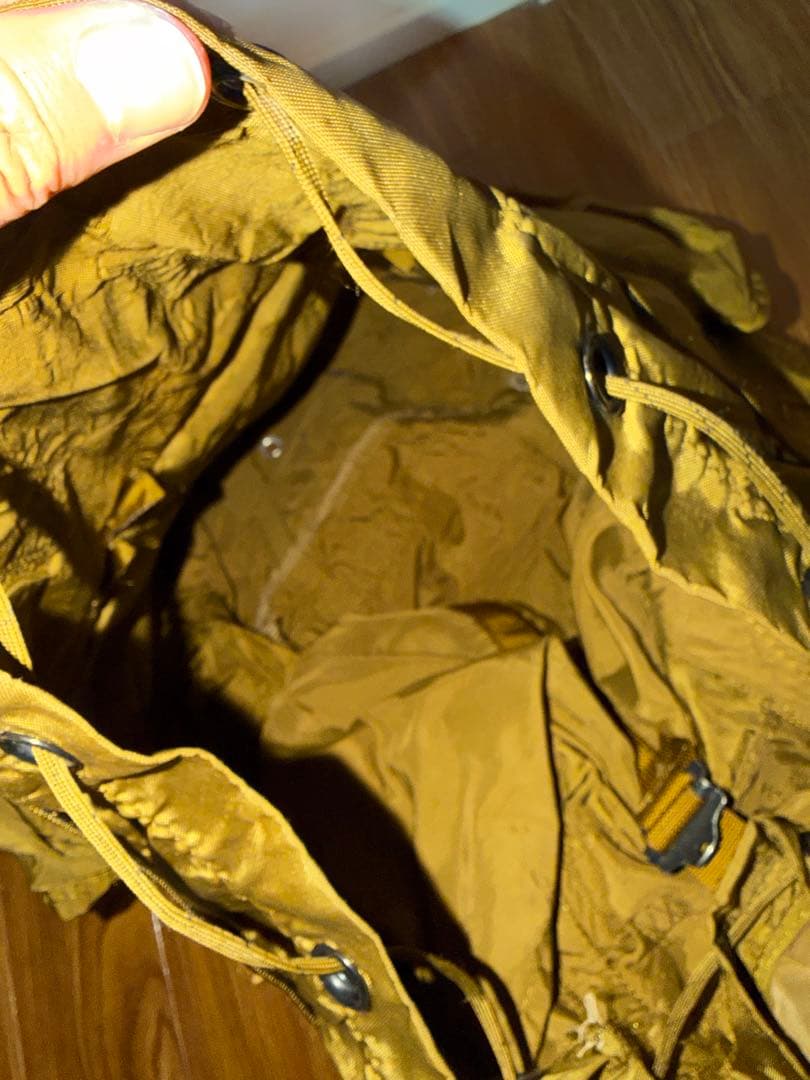 激レア)dezert デザート　田口成彦　オリーブ色 バックパック