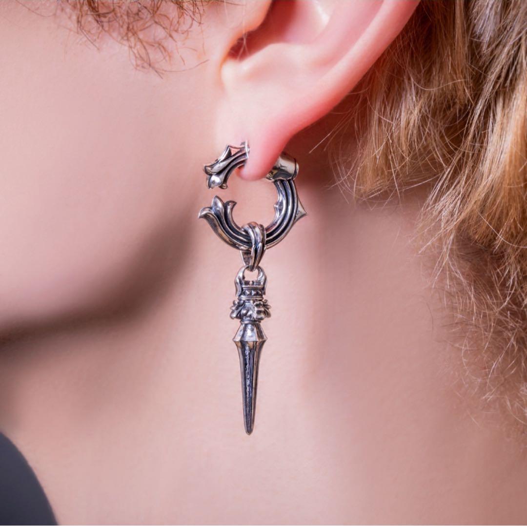 Artemis Classic 銀牙ドロップ ピアス　アルテミスクラシック