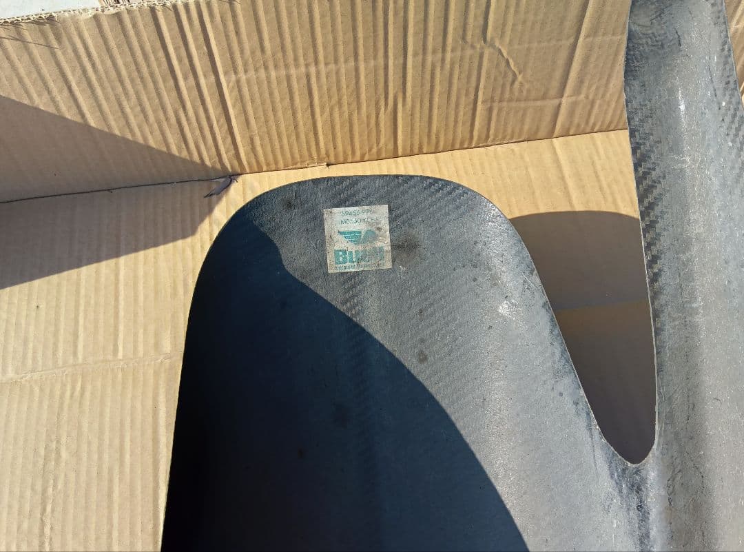 ビューエル x1 カーボンアーマーリミテッド国内100台限定車両 リアフェンダー