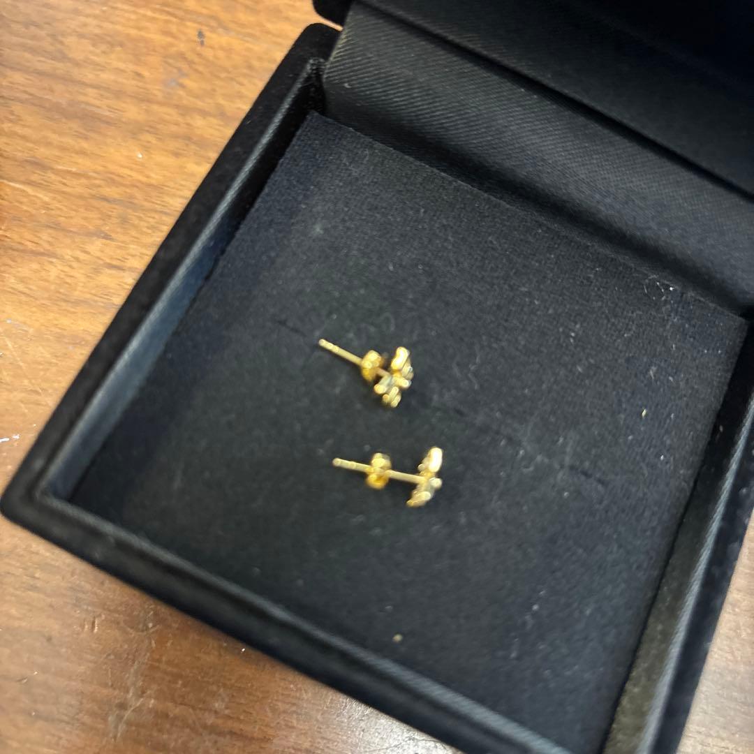 ジュエリーツツミ　ピアス　k18 ダイヤモンド　刻印あり