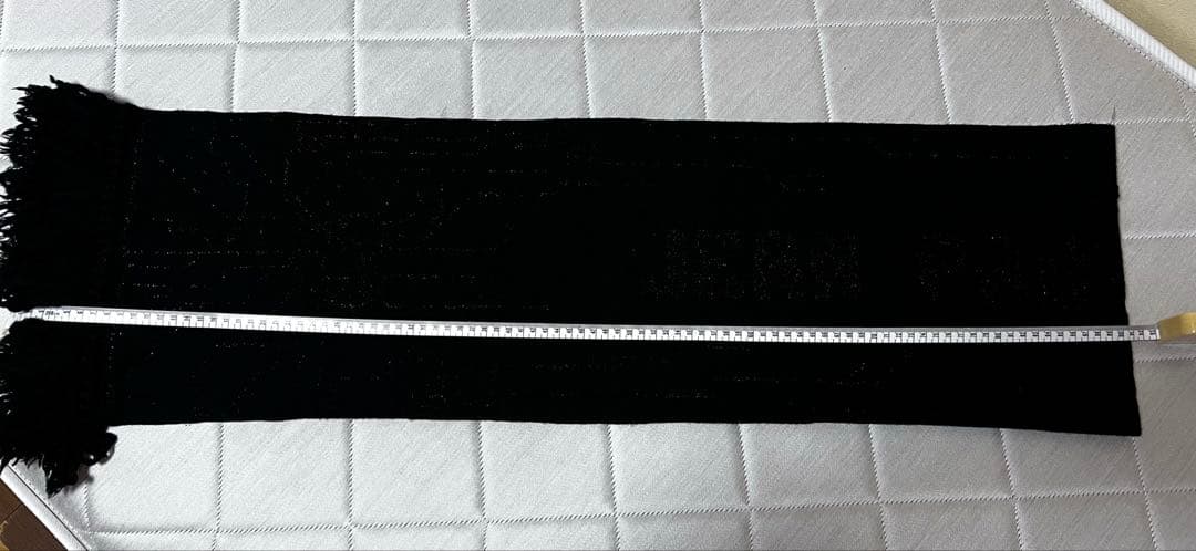 ア*ア様 ゴルチエ マフラー オールブラック×ラメロゴ　サイバーコレクション