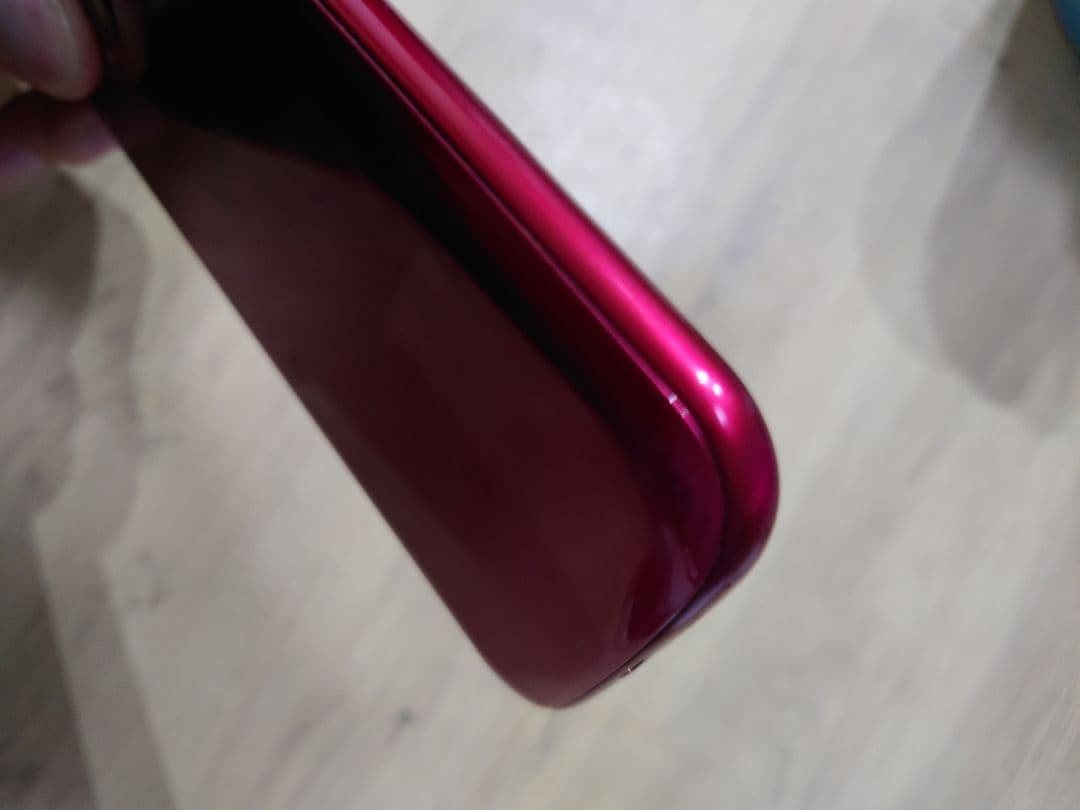 docomo らくらくフォンF-52B 赤色スマートフォン 本体