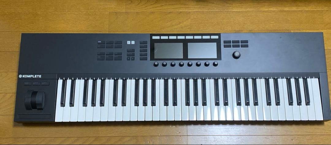 (Y.Kさん専用)Komplete kontrol s61 mk2 (本体のみ)