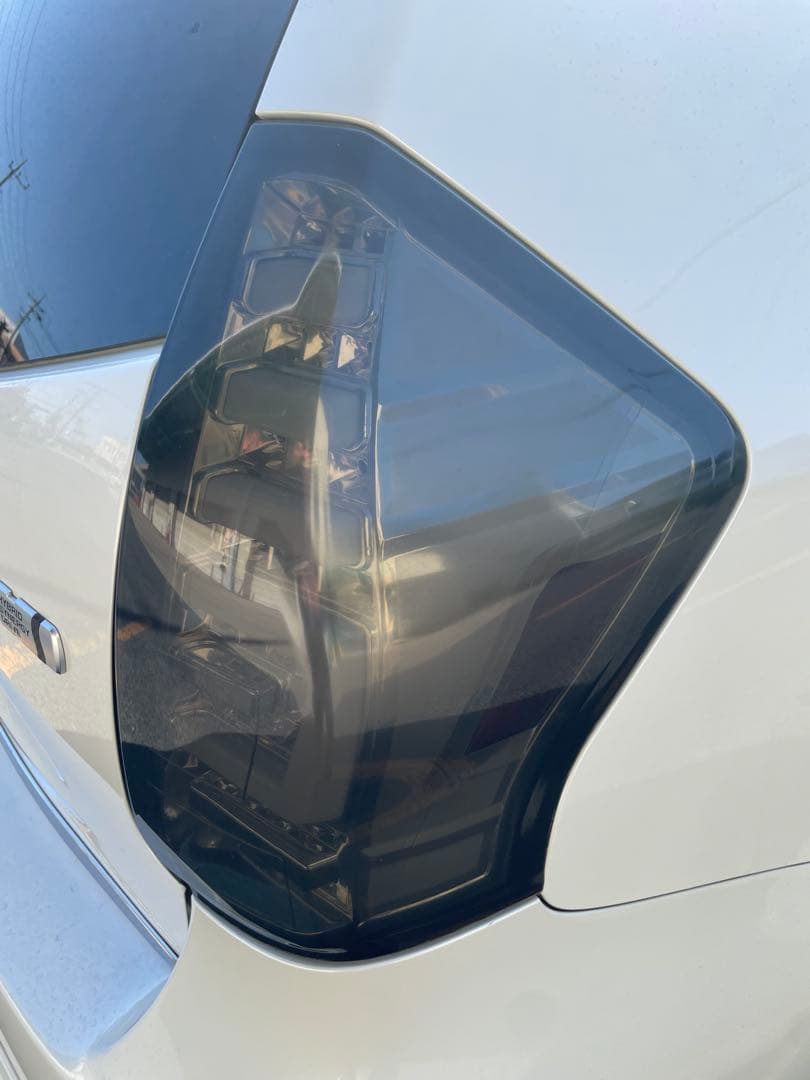 スモークテールライト2個セット　REVIER(レヴィーア)　プリウスα