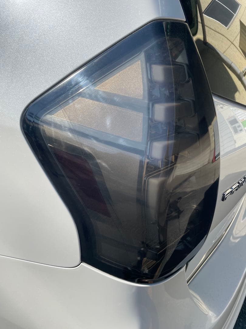 スモークテールライト2個セット　REVIER(レヴィーア)　プリウスα