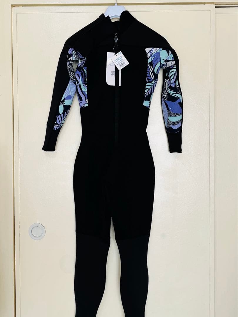 ROXY ウエットフルスーツ❤️新品タグ付き