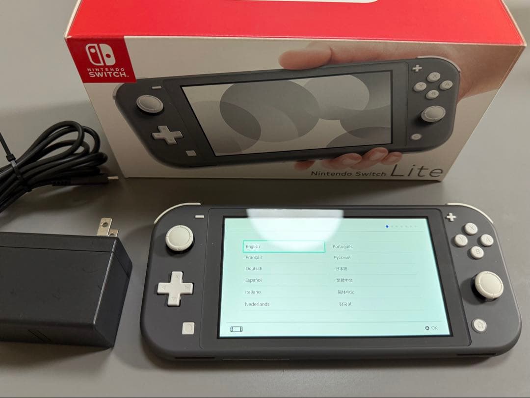 Nintendo Switch Lite 箱・充電器付き 初期化済