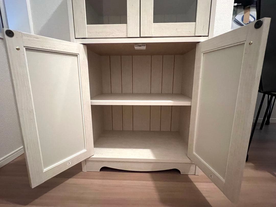 【美品】ニトリ　キャビネット　リズバレー　食器棚