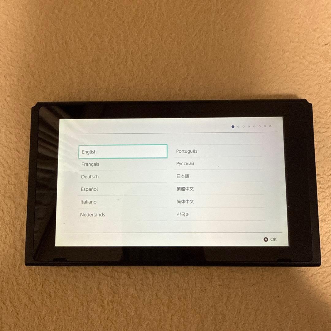 Nintendo Switch 本体 + コントローラーセット＋大乱闘カセット