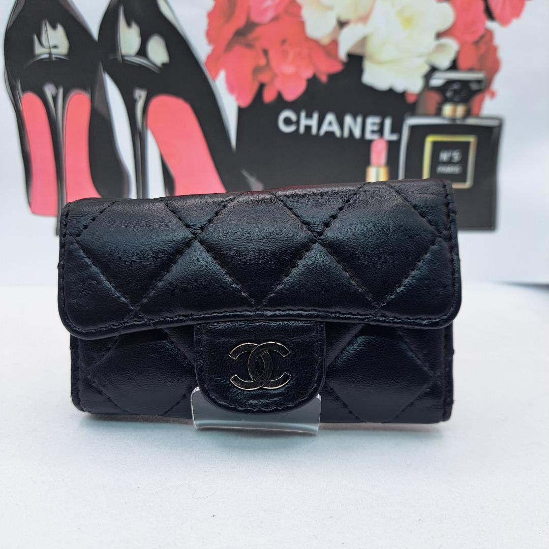 CHANEL　マトラッセ　キーケース　ブラック 　ラムスキン