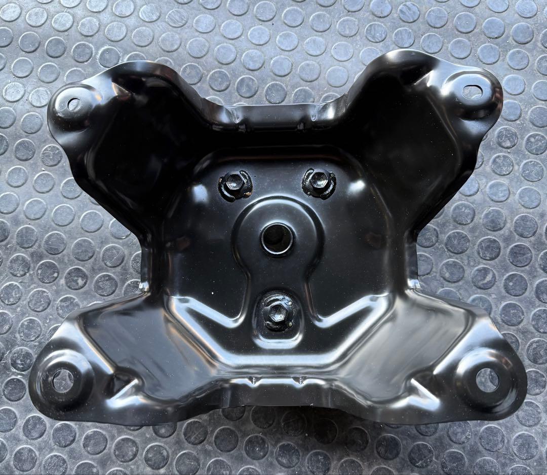 JB64W ジムニー　純正アルミ　新車外し　16インチ　背面　キャリア　表面化