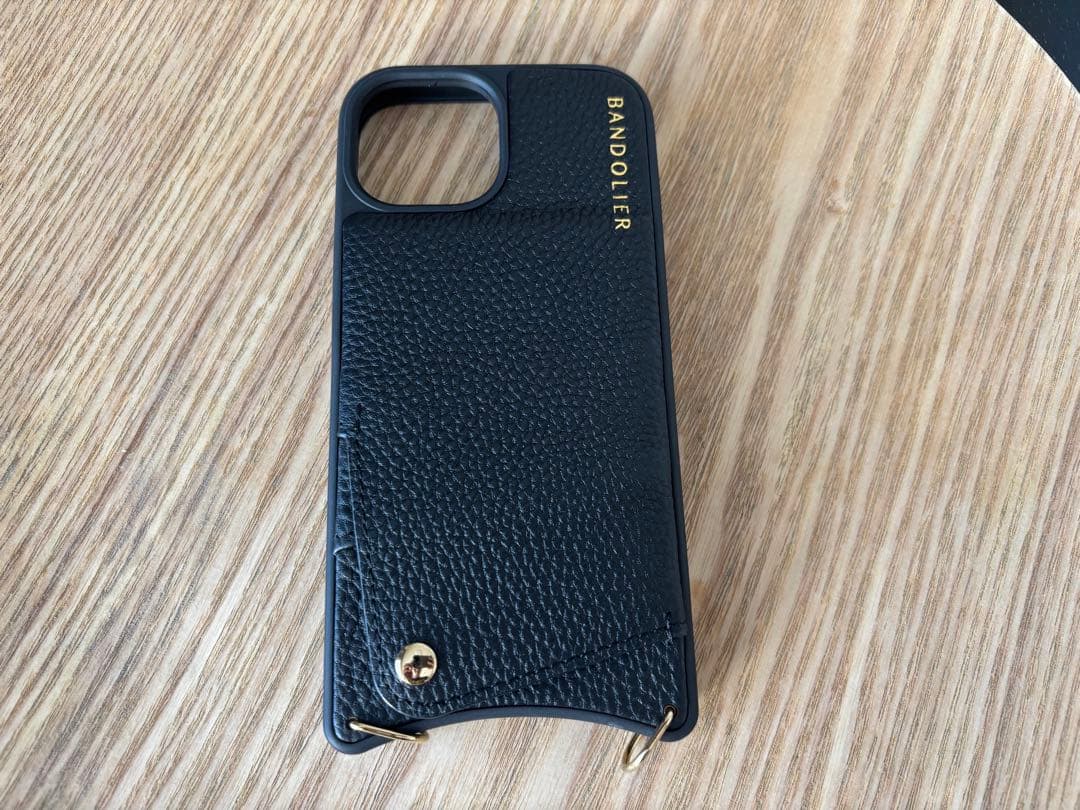 BANDOLIER iPhone 15用ケース ブラック