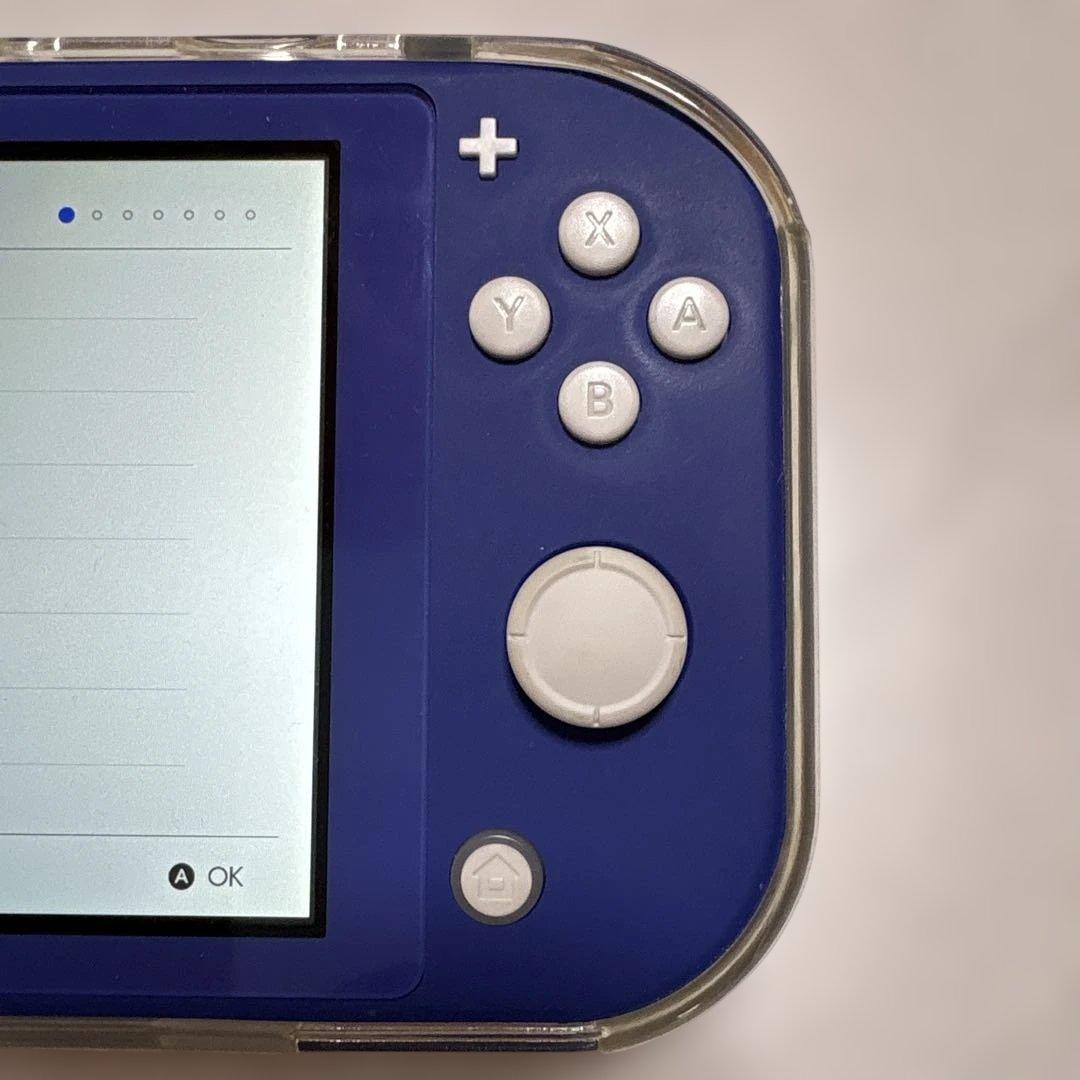 ニンテンドースイッチライト　ブルー　【本体・充電器・新品フィルム付き】