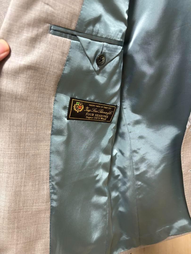 【本日限り】オーダースーツ　ベージュ　ロロピアーナ