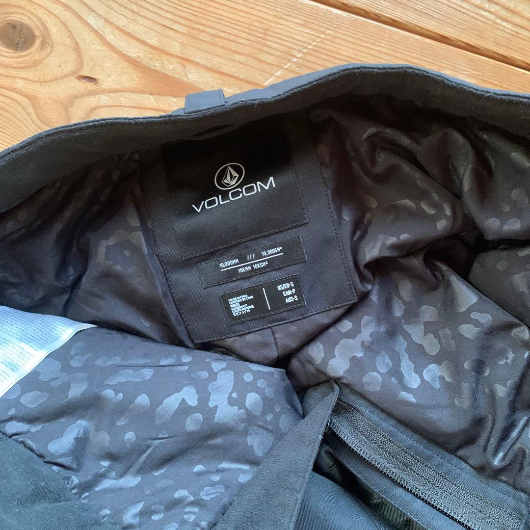 最終値下げ！VOLCOM スノーボードウェア上下女性用M Tranceゴーグル付