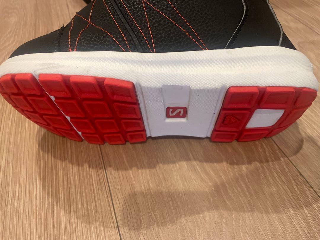 専用‼️110cm Salomon スノーボード3点セットブーツ、ビディング