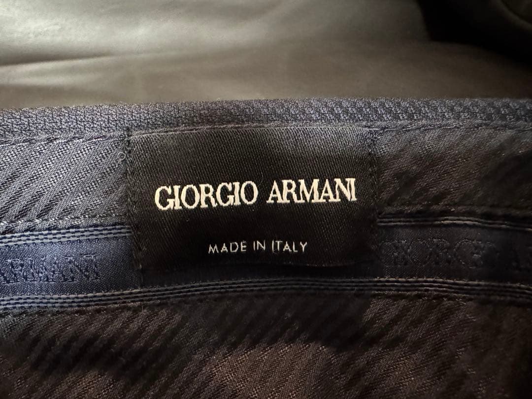 良品！ジョルジオアルマーニ SOHO 濃紺スーツ48