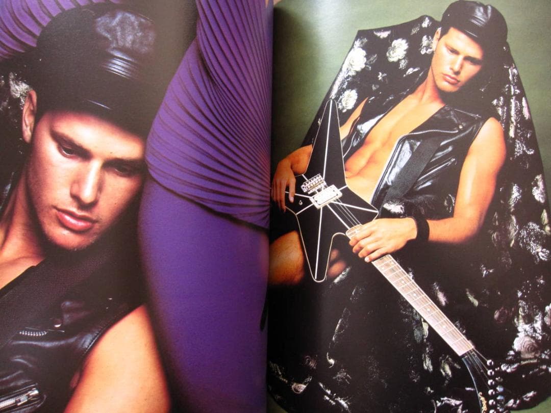 Gianni Versace　Bruce Weber　ブルース・ウェーバー