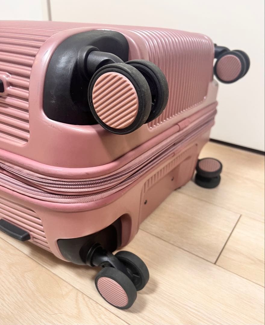 American Tourister キャリーケース　ピンク