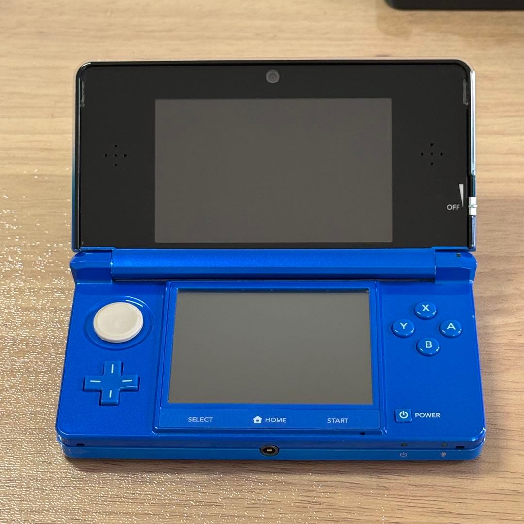 7-016 ニンテンドー3DS コバルトブルー