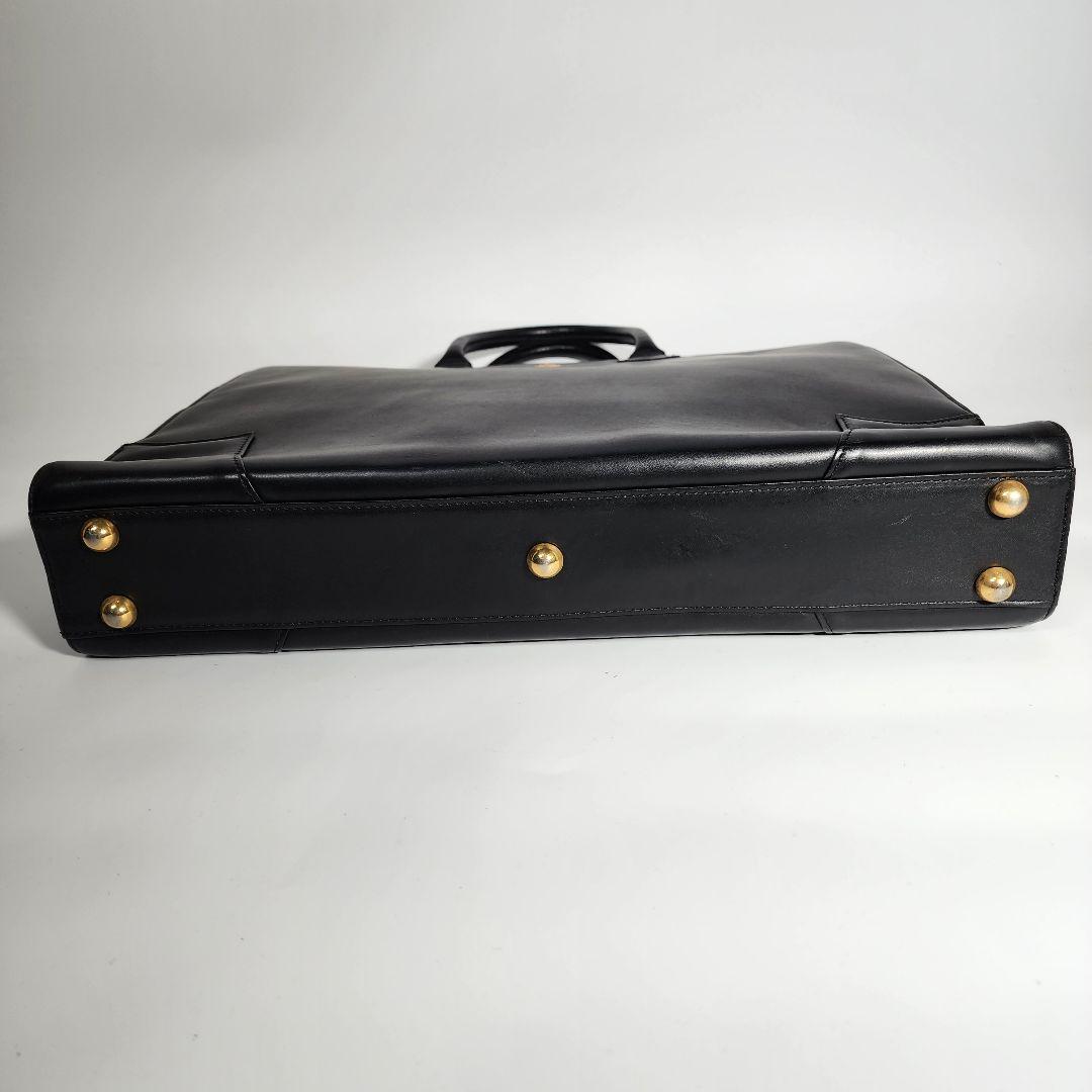 ヴィヴィアンウエストウッド ビジネスバッグ 金オーブ チャーム A4可 黒