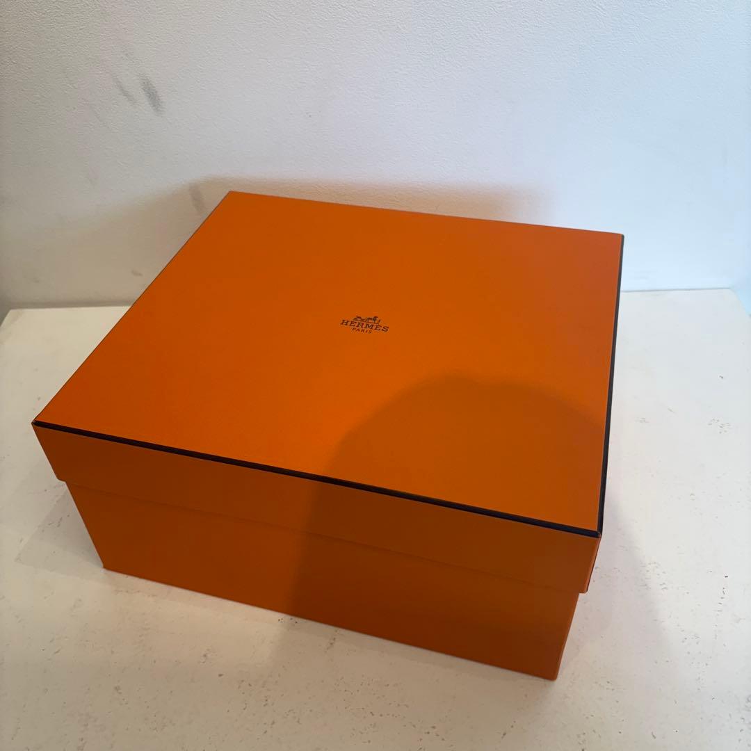 HERMES 空き箱 袋付 約39×35×18.5cm