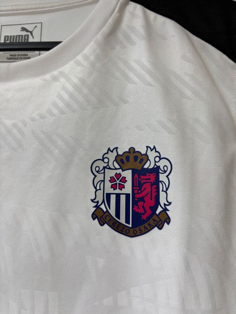 セレッソ大阪 Puma ノースリーブシャツ ホワイト