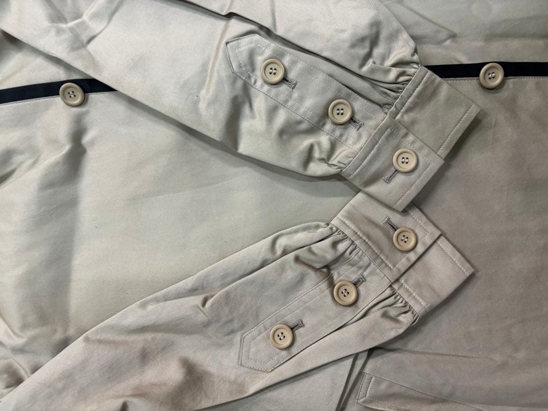 Yves Saint Laurent トレンチコート S ベージュ　A0117