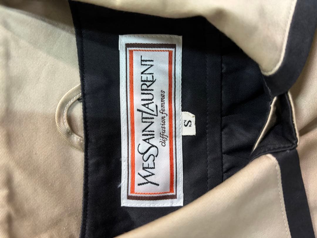 Yves Saint Laurent トレンチコート S ベージュ　A0117