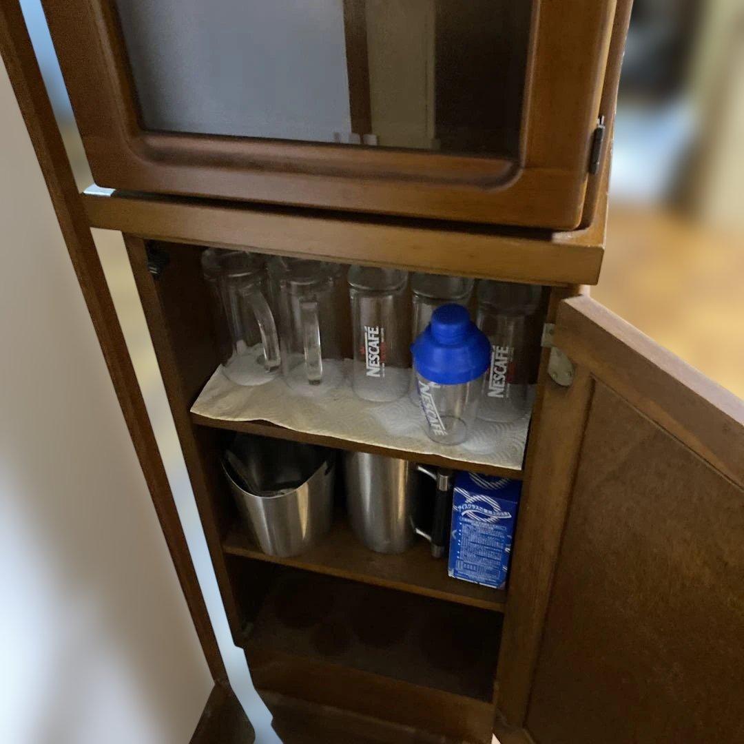 ［ばっぽ］食器棚 ガラス扉付き　昭和レトロ　アンティーク