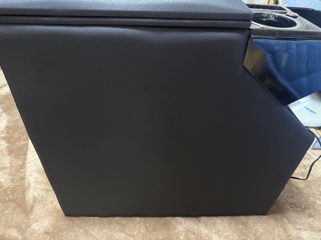 CRAFT WORKS ルーミー コンソールボックス ブラック　アームレスト