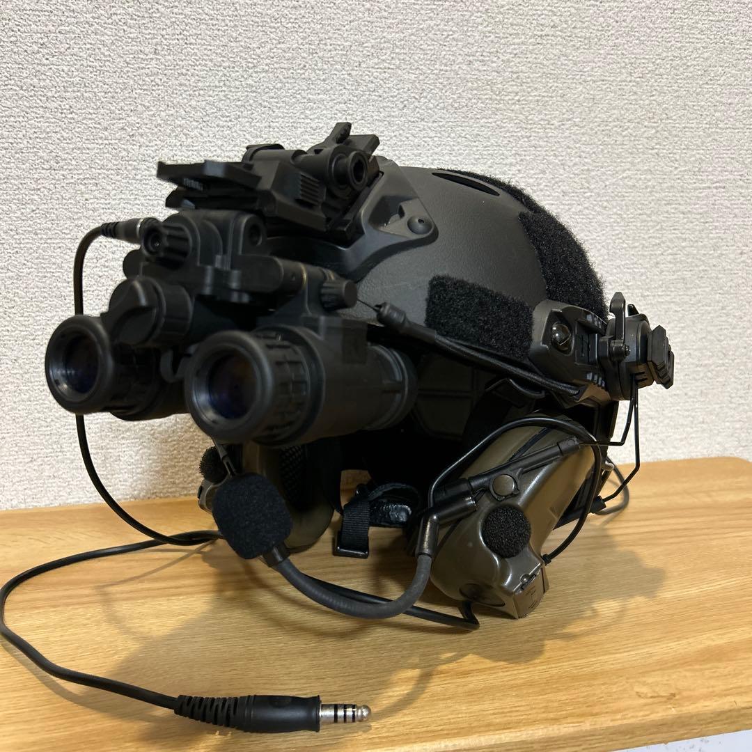 最終値下 1日迄の出品 ミニタリーヘルメット ナイトビジョン ヘッド レプリカ