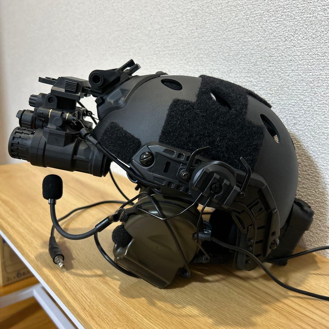最終値下 1日迄の出品 ミニタリーヘルメット ナイトビジョン ヘッド レプリカ
