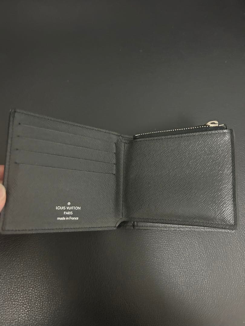 LOUIS VUITTON タイガ二つ折り財布