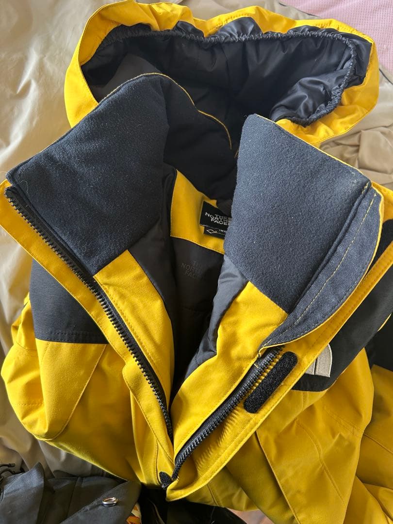 THE NORTH FACE マウンテンパーカー インサレーション gtx