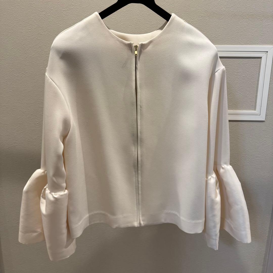 heve ヘイブ ノーカラージャケット 2way ブラウス