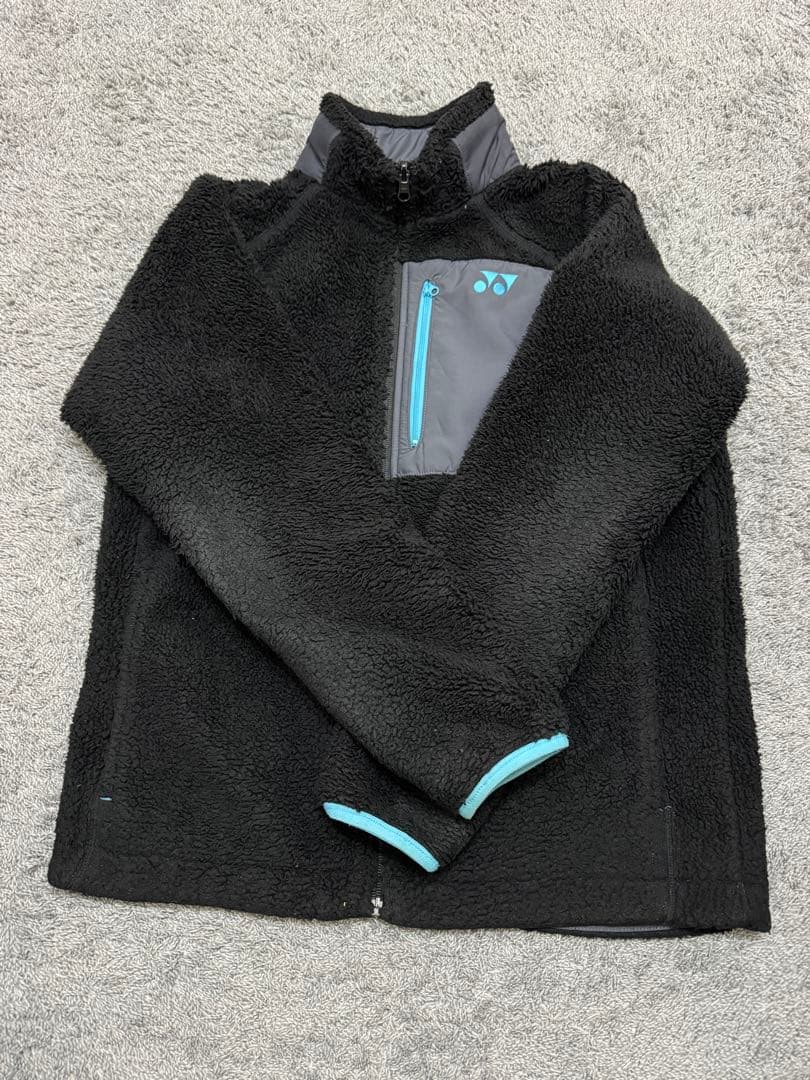 バドミントン　ウォームアップウェア