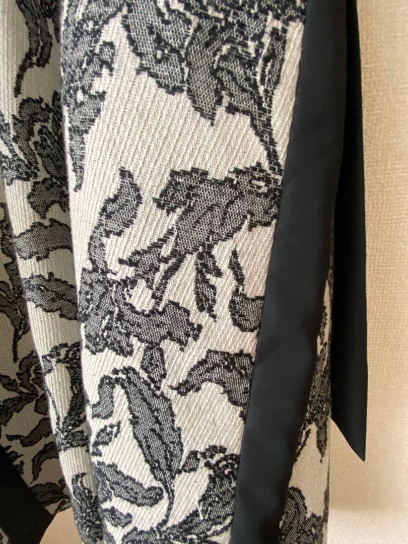 hLM ジャガード柄ワンピース